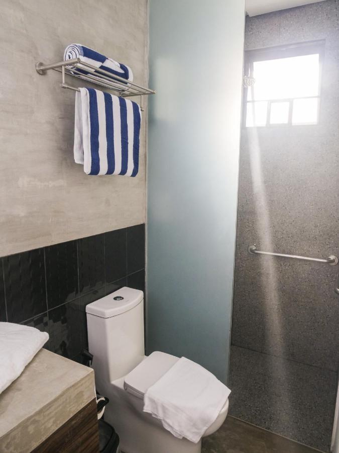 Hotel Siargao Bed And Brewery à General Luna  Extérieur photo