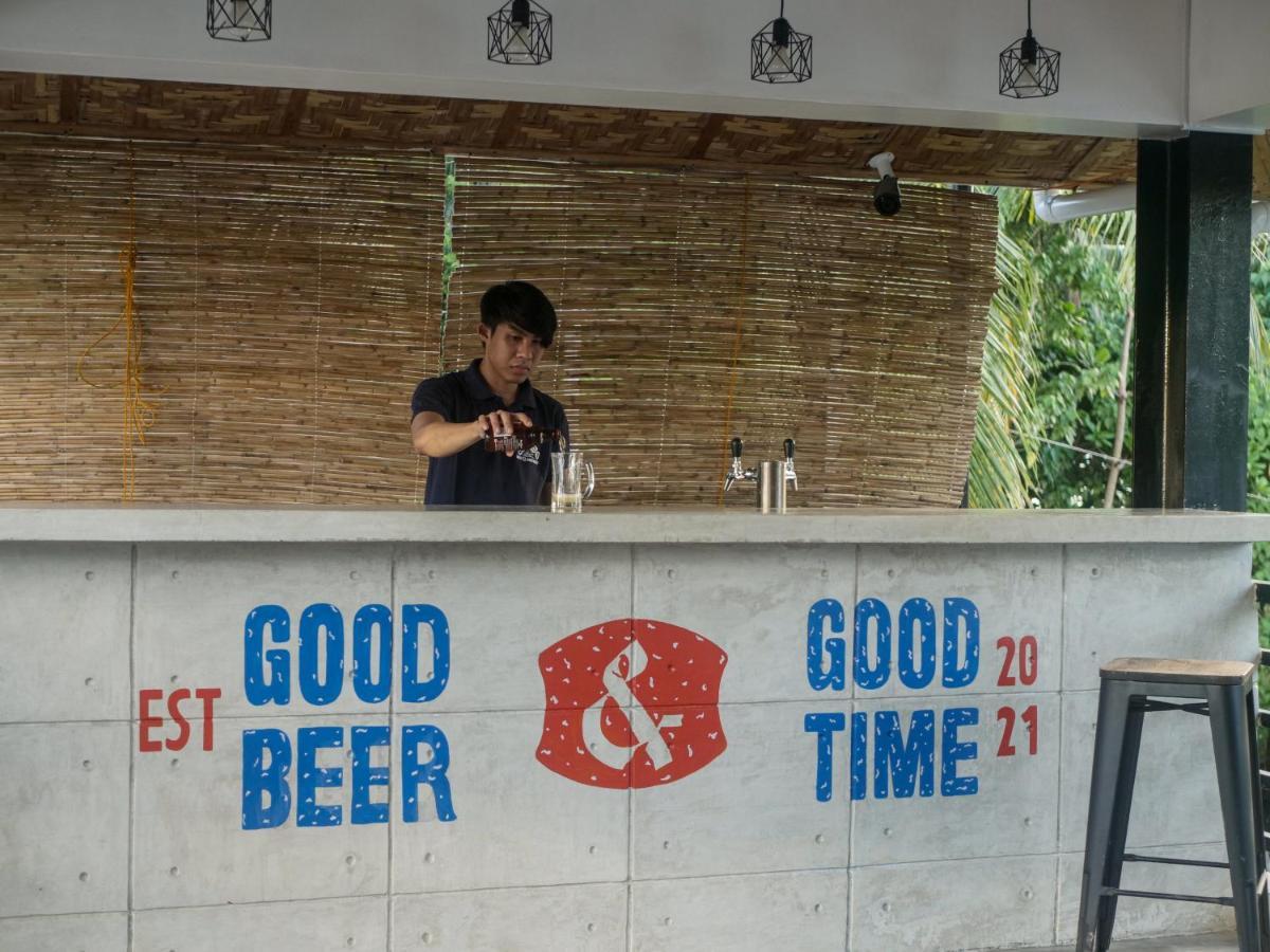Hotel Siargao Bed And Brewery à General Luna  Extérieur photo