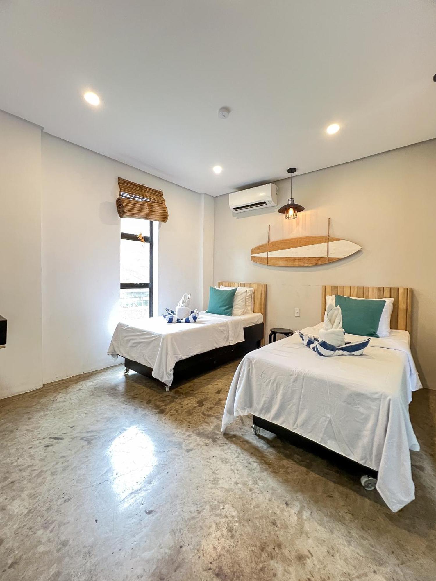 Hotel Siargao Bed And Brewery à General Luna  Extérieur photo